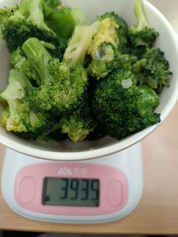 天顺登录：进食障碍之路：我们与身体的距离