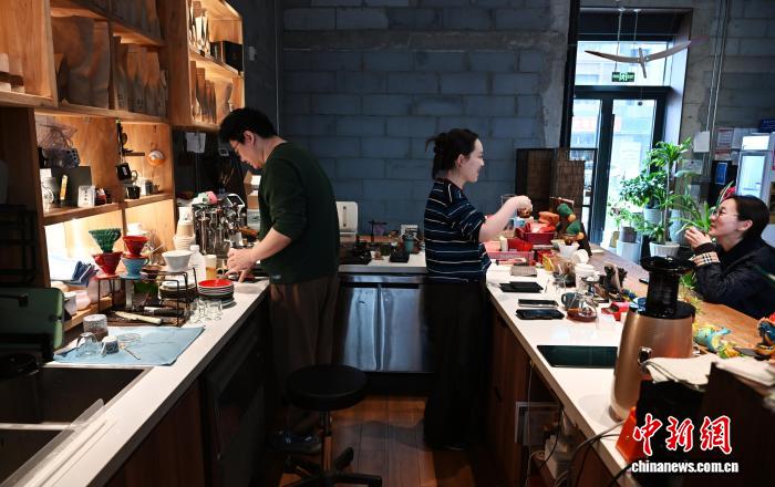 天顺平台：“90后”海归夫妻扎根雄安 创业逐梦向未来